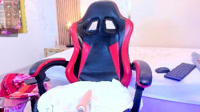 VictoriaNoirr webcam model stream image