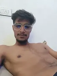 kaushikhotty webcam stripchat model stream image