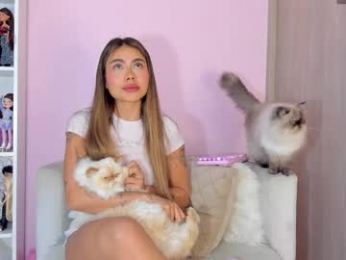 naileea webcam chaturbate model stream image