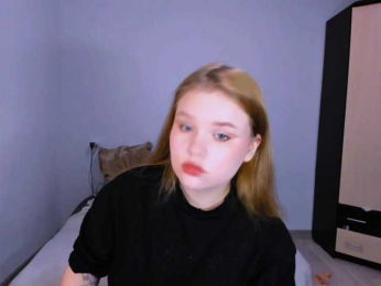 Lasey webcam model stream image