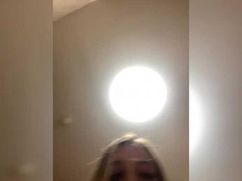 Sex-Milka webcam model stream image