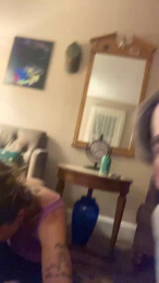 DezNmike webcam model stream image