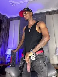 AaronCruz_ webcam stripchat model stream image