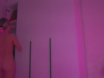 agent_blonde webcam model stream image