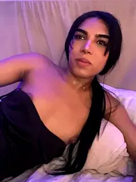 VeronicaSaenzx webcam model stream image