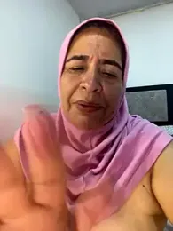 Naughty_mommy webcam model stream image