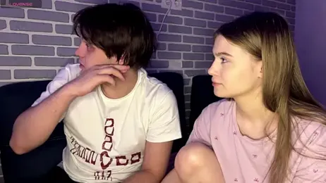 fetchingcouplee webcam model stream image