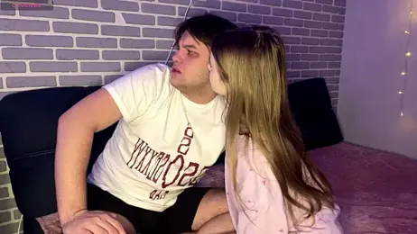 fetchingcouplee webcam model stream image