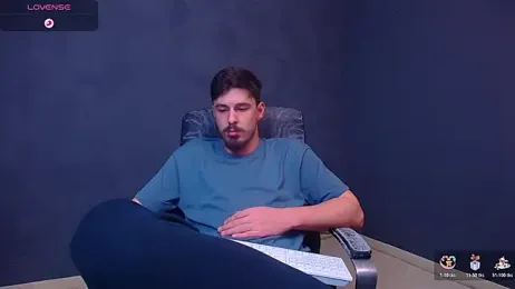 EnzoRace webcam model stream image