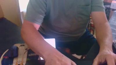 NewDad webcam model stream image