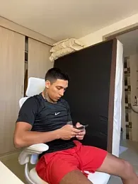 sendfer webcam stripchat model stream image