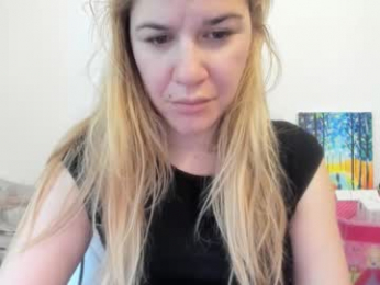 artsyandcraftsy_ webcam model stream image