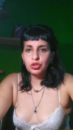 Ayuqueen webcam cam4 model stream image