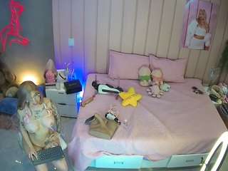 voyeurcam-casa-salsa-bedroom-1 webcam model stream image
