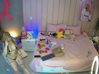 voyeurcam-casa-salsa-bedroom-1 webcam model stream image