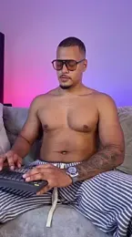 AshtonnSummer webcam model stream image