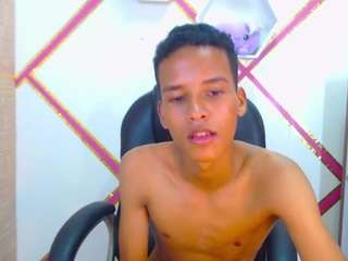 dante-moreau webcam model stream image