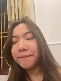 AlinaTin webcam model stream image