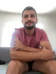 Rayou22 webcam model stream image