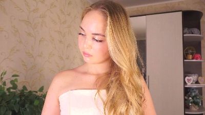 LidiaTakenaka webcam cam4 model stream image