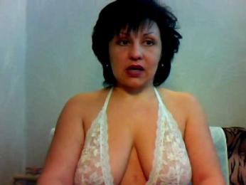 SweetPussyZvZ webcam model stream image