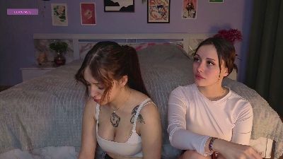 LiriPlay webcam model stream image