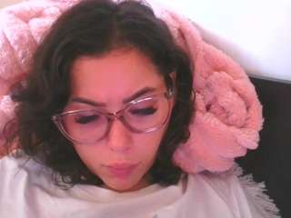 prettyjulliette webcam model stream image