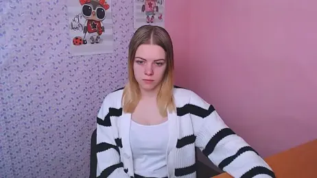 AliceFlirtt_ webcam model stream image