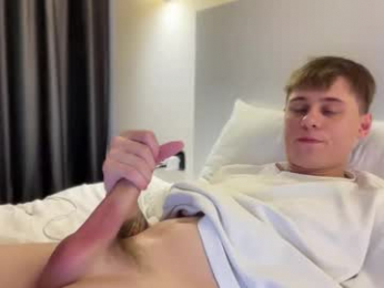 tyler_garrner webcam model stream image