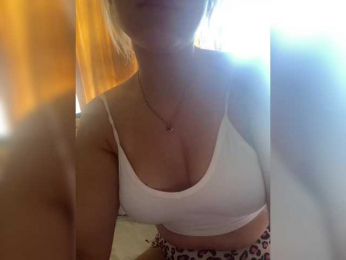 AlisaKisa555 webcam model stream image