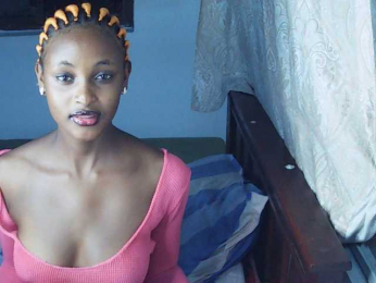 Ambrosiana webcam bongacams model stream image