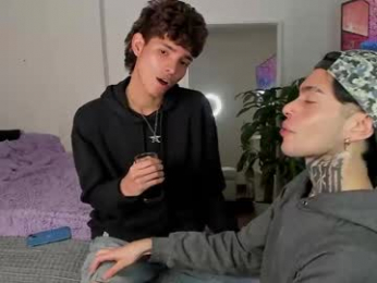 santy_kitty webcam model stream image