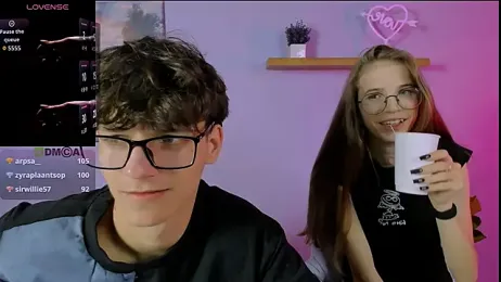 lulu_fly_ webcam model stream image