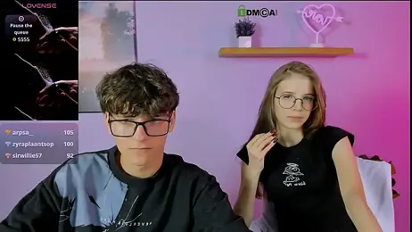 lulu_fly_ webcam model stream image