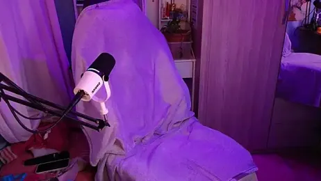 MemiSecrets webcam model stream image