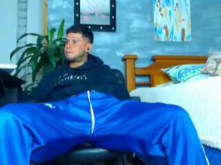 Derryck webcam model stream image