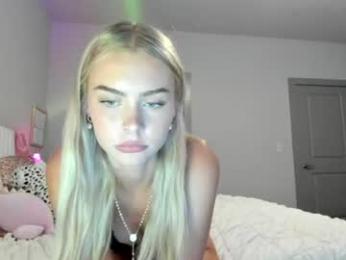 ariah_is_blonde webcam chaturbate model stream image