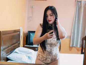 EmilyClairre webcam model stream image