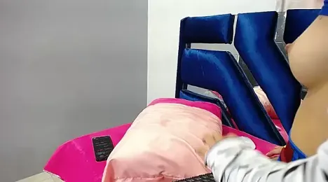 TomieJunji webcam model stream image