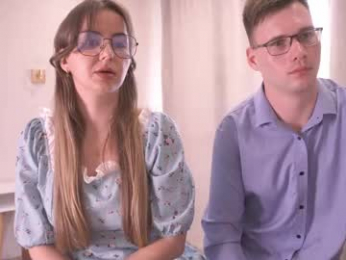 fluffy_hat webcam model stream image