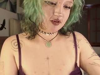 eloiise webcam model stream image