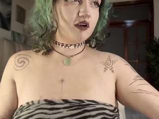 eloiise webcam model stream image