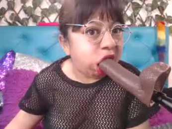 sarawiills webcam model stream image