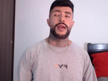 maximus_golden webcam model stream image