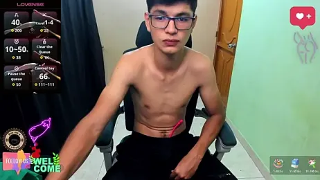 GoldenProject webcam stripchat model stream image