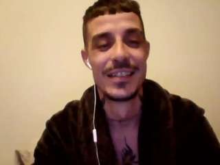 roberx7 webcam model stream image