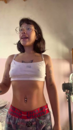 anahi50 webcam model stream image