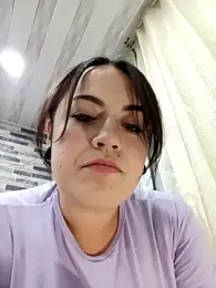 Lesly_10- webcam model stream image