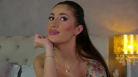 OhhAisha webcam model stream image