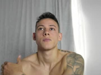 muscle_king_cum webcam model stream image